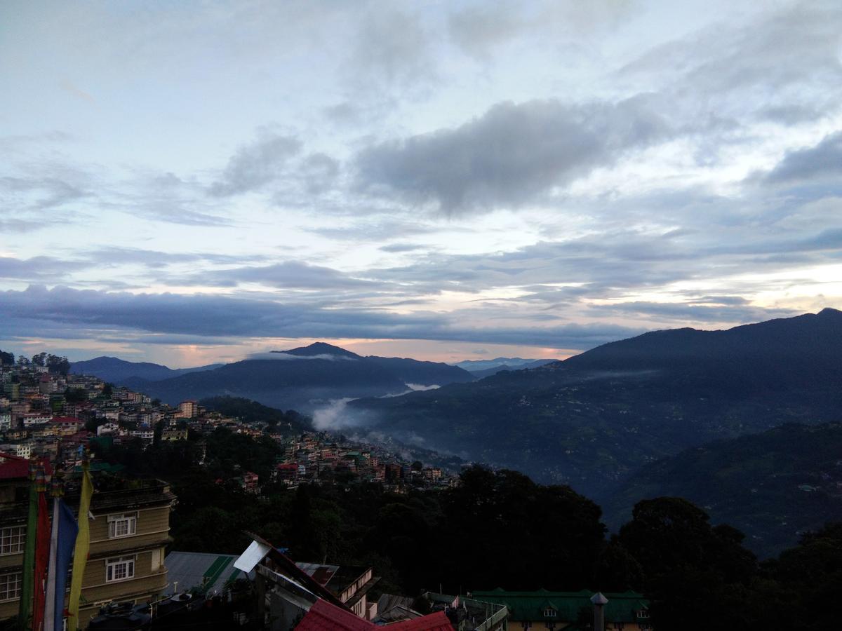 The Lindsay Cheu Den Hotel Gangtok Kültér fotó
